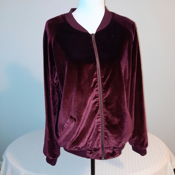 Burgundy Jacket Size med - Picture 12 of 13